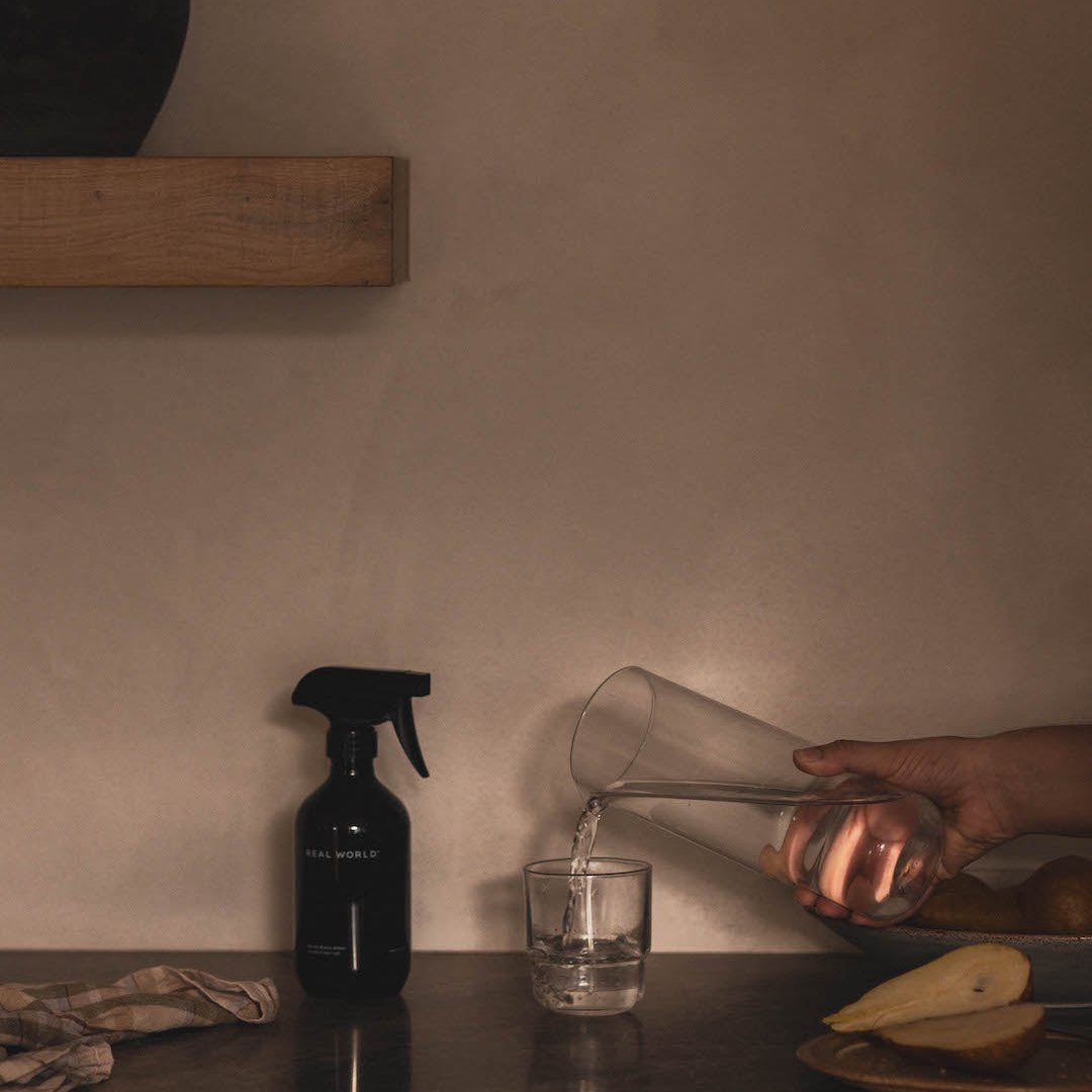 Pour